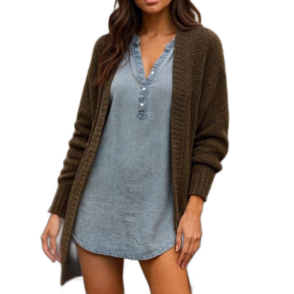 Anthropologie Cloth & Stone Blue Button-Up Top